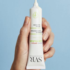 1.1 sebiaclear creme spf50 1004417 svr protegez et matifiez votre peau avec cette nouvelle formule a indice de protection solaire eleve (1)